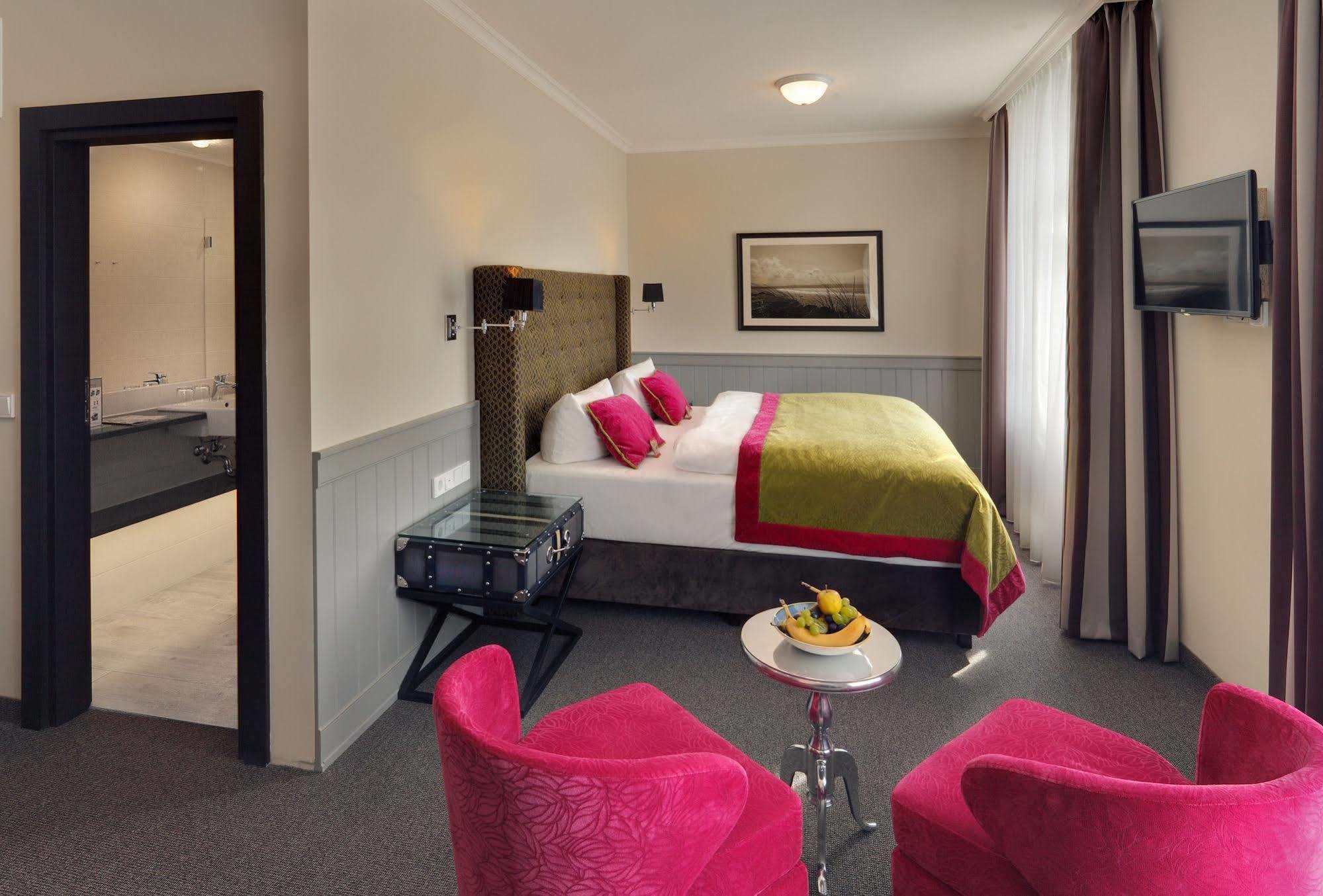 Hotel Max Am Meer Ostseebad Kühlungsborn Extérieur photo